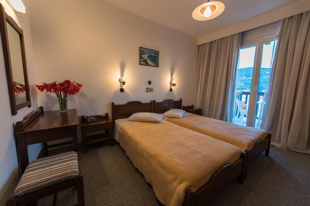 Hotel Anthousa Samos Town Quarto foto